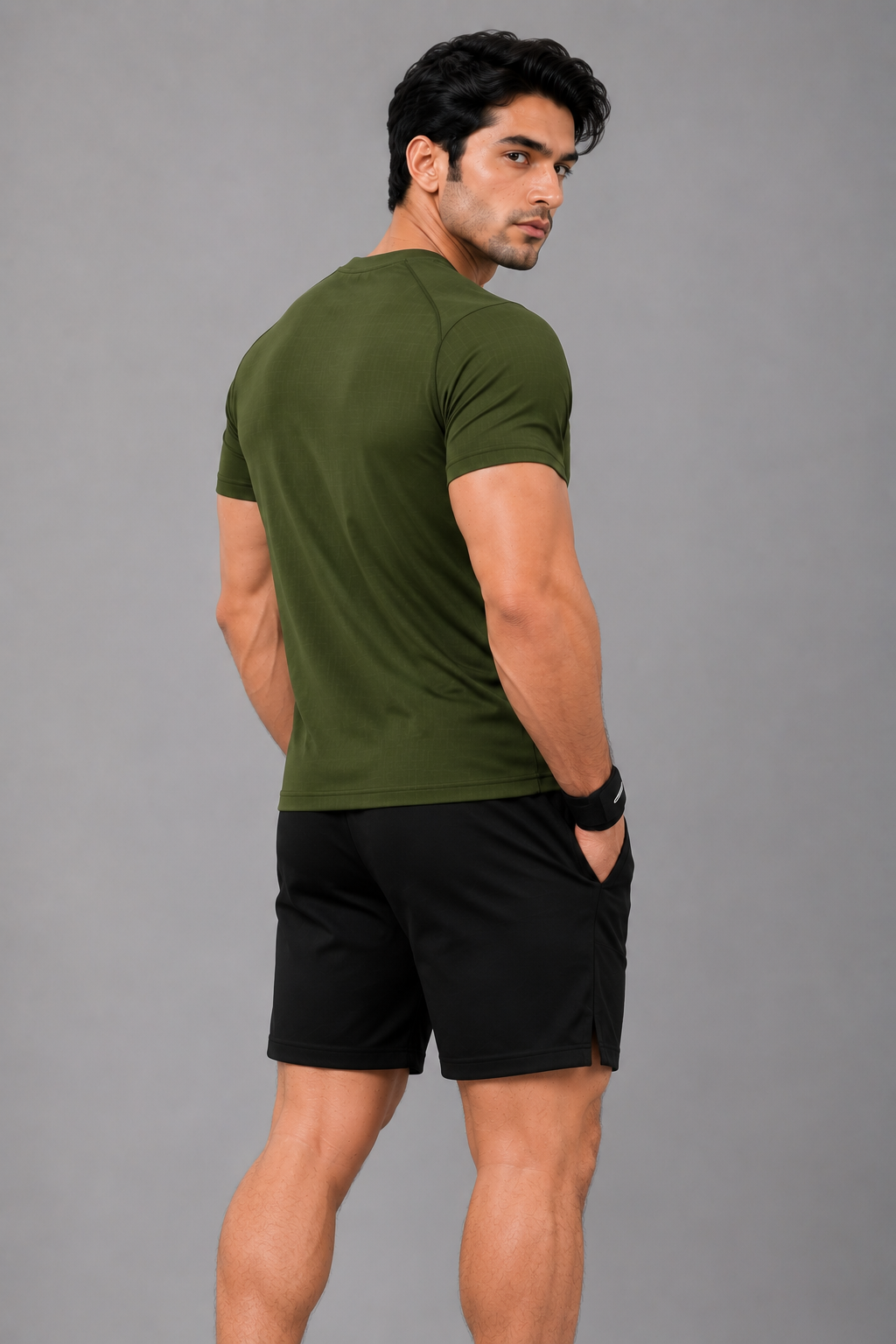 Men’s Performance Regular-Fit Tee